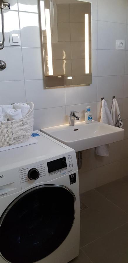 Salsa Split - Cozy Apartment エクステリア 写真